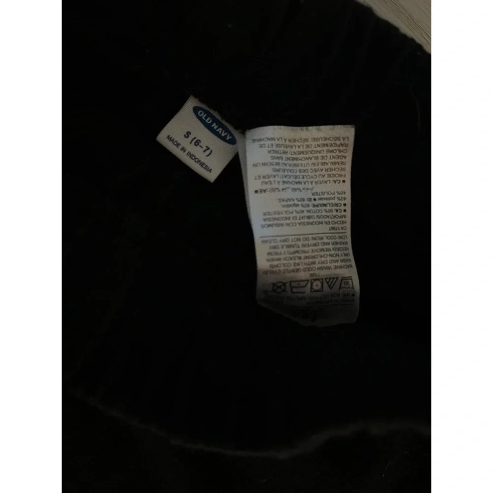 Old Navy‎ • Black & White Dolphin Hem Shorts